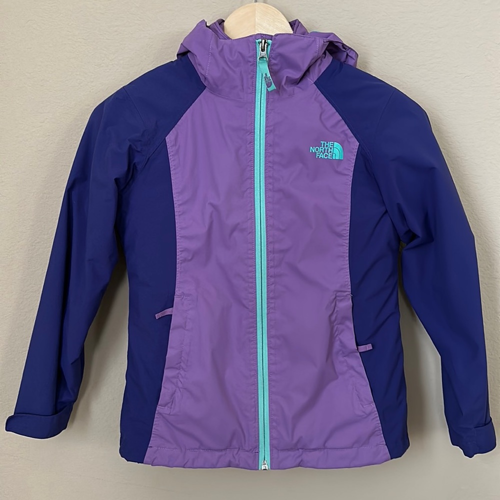 North Face Tri Climate Purple and Teal Jacket Size Small (7-8)